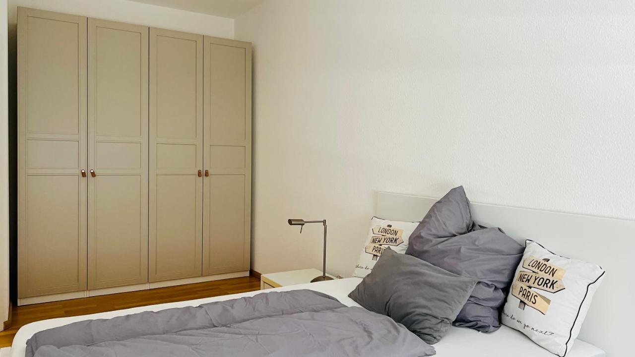 Grosses Und Helles Innenstadt Apartment - Ferienwohnung 巴特洪堡 外观 照片