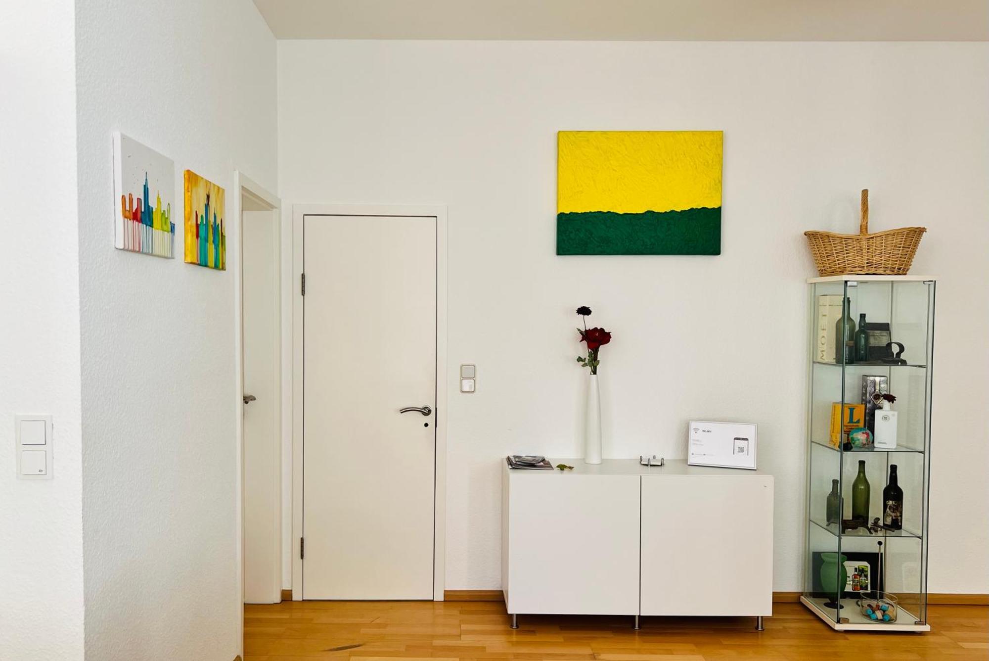 Grosses Und Helles Innenstadt Apartment - Ferienwohnung 巴特洪堡 外观 照片