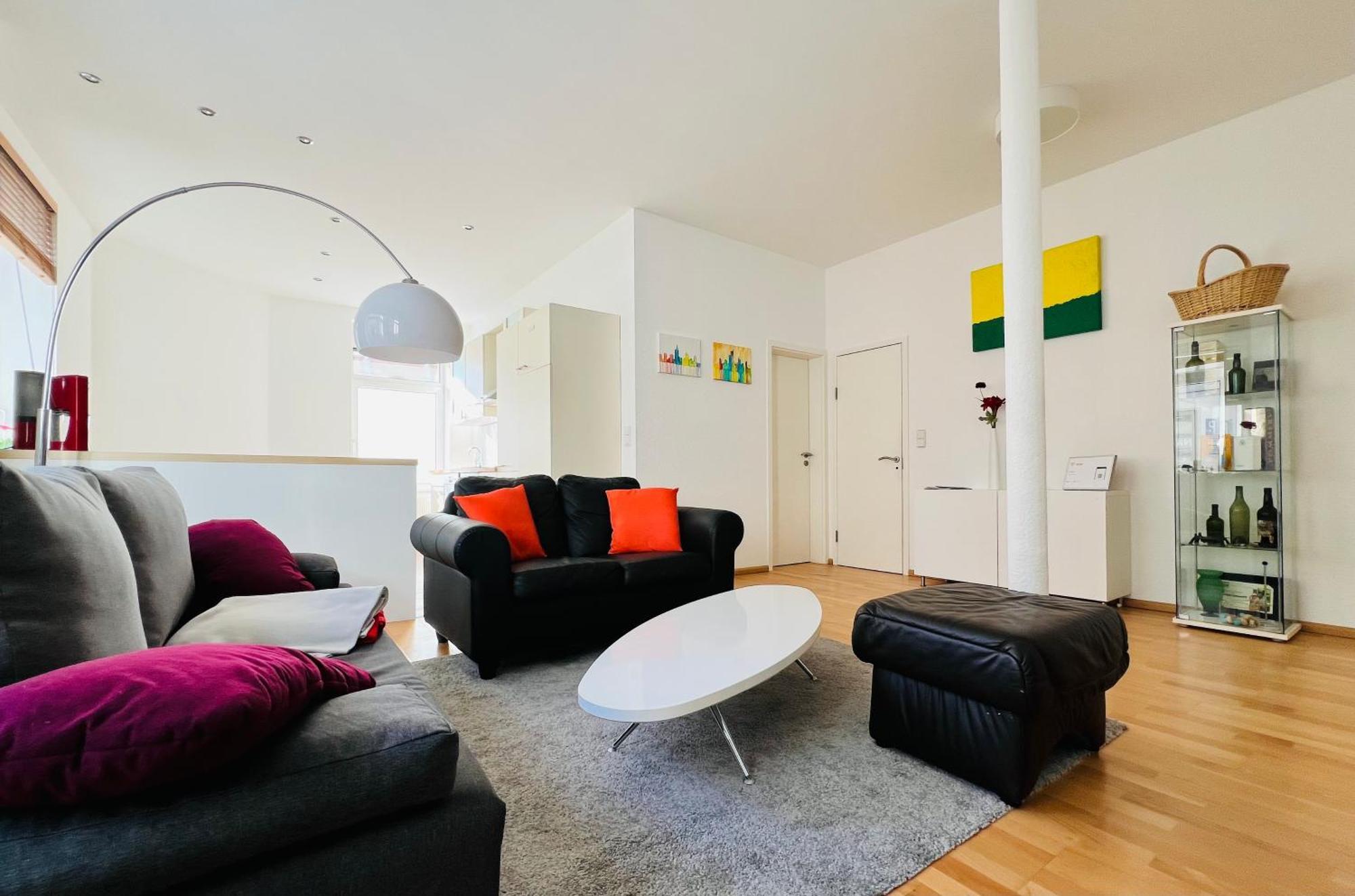 Grosses Und Helles Innenstadt Apartment - Ferienwohnung 巴特洪堡 外观 照片